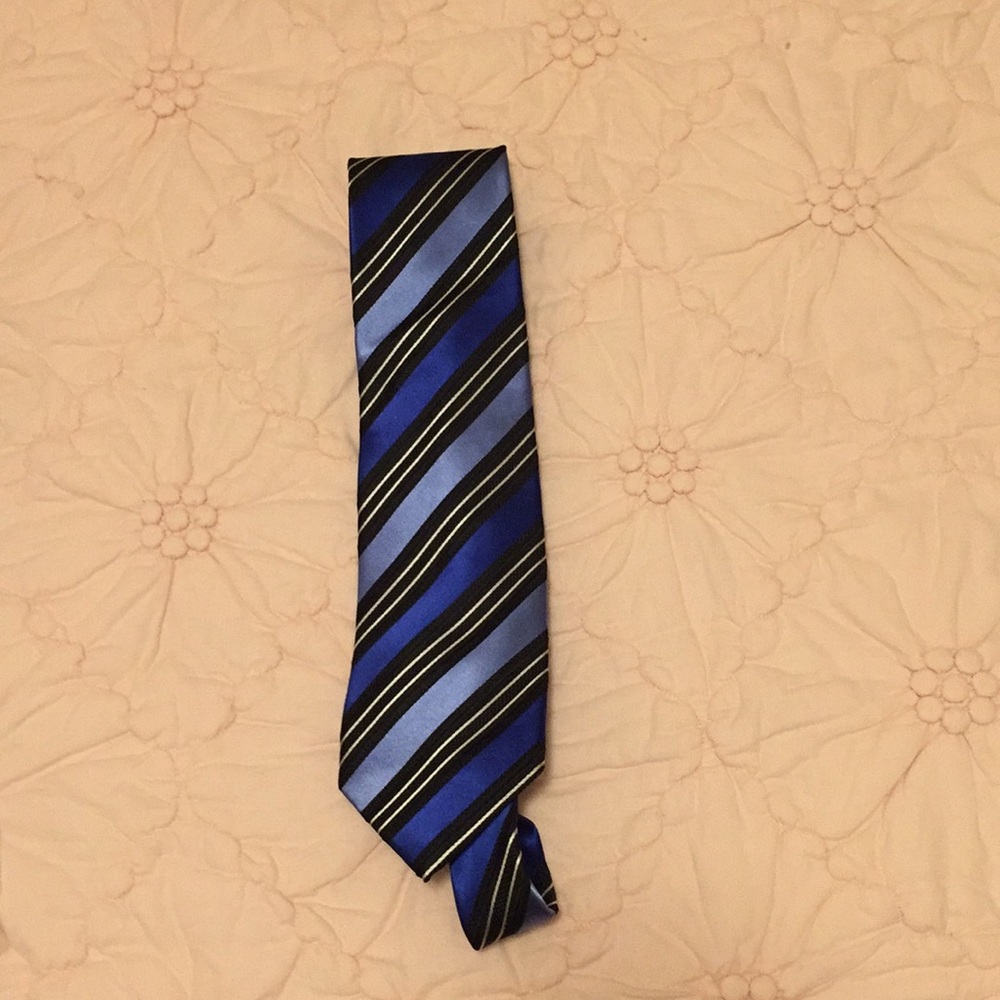 Striped silk tie